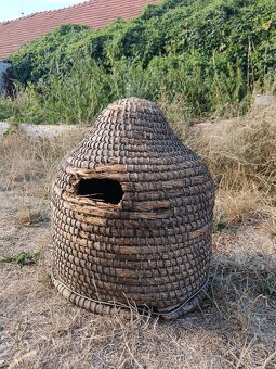 Starý včelí úl - 2