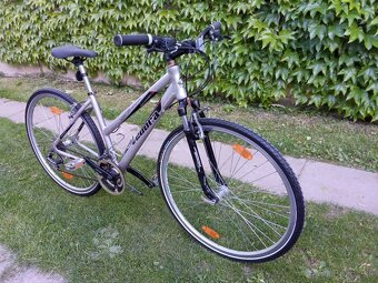 Dámsky trekingový bicykel Vedora 28 " - 2