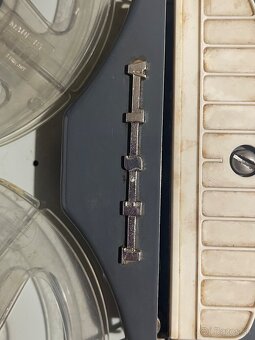 Kotúčový magnetofón TESLA - 2