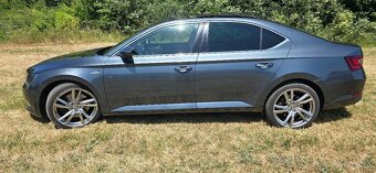 Skoda Superb L&K 206kw 12 000 km - 2