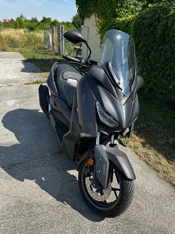 YAMAHA XMAX 125 nájazd len 2300 km - 2