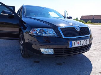 Škoda octavia II combi 1.9 TDI 77kw elegance - 2