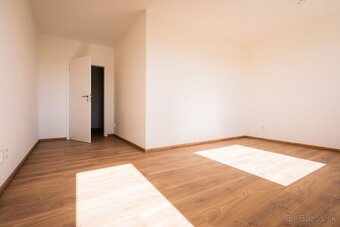 2-izbový byt na prenájom s garážovým miestom - 2