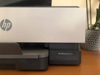 HP OfficeJet 8012e - 2