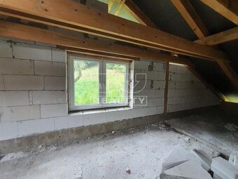 Rozostavaný dom medzi Košicami a Prešovom - 2