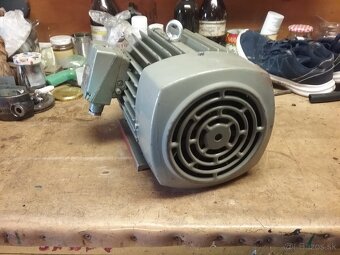 elektromotor dvojotackovy 1,5 / 2,2 kw. 1420 / 2785 ot/min. - 2
