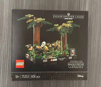 LEGO Star Wars 75353 - Endor Speeder Chase Diorama - 2