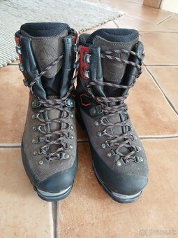 Turistická horolezecka obuv - 2