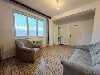 3 - izbový byt v pôvodnom stave, Prievidza - Š. Králika - 2