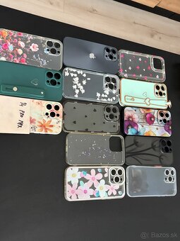 Darujem obaly na Iphone 14 Pro Max a 16 Pro Max - 2