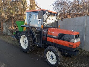 Malotraktor Kubota XB 1 - 2