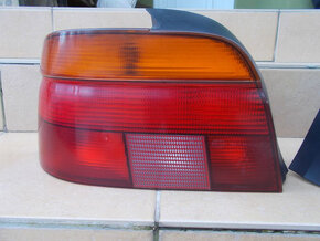 Zadné svetlomety BMW E39 ľavé pravé - 2