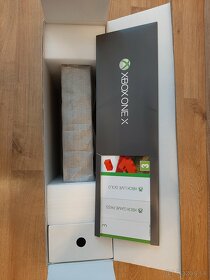 Xbox One X 1TB HDD 100% stav ako novy - 2