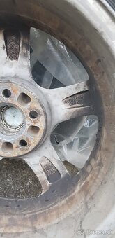 195/65 R15 - 2