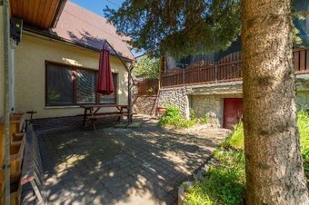 Na predaj – 4-izbový rodinný dom s komerčným priestorom, bra - 2