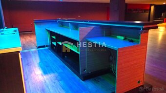 Veľký komerčný priestor 292 m2 priamo v centre mesta - 2