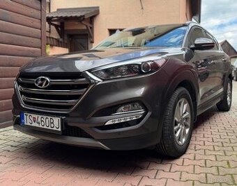 Hyundai Tucson 4x4 2.0 CRDi - 2
