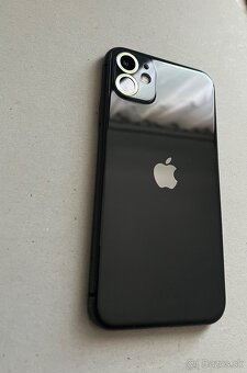 Predám iPhone 11 64gb - 2