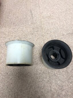 Silenblok ramena Škoda - 2