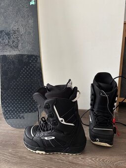 Burton snowboard + topánky - 2