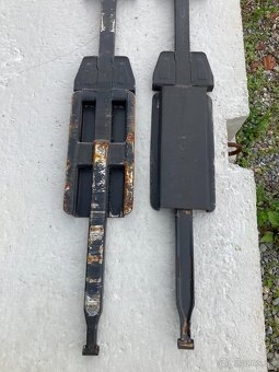 Predám diely na valníkovu nadstavbu - 2