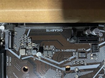 GIGABYTE A520M K v2 - 2