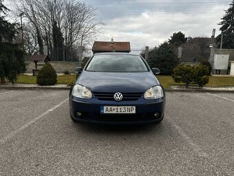 Volkswagen Golf 1.6 FSI - 2