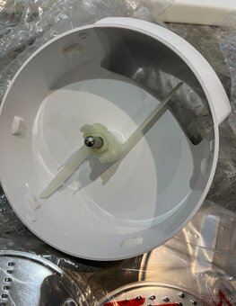 Bosch VeggiLove MUZ5VL1 univerzálny krájač na kuchynský robo - 2