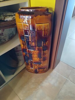Predám vysokú vázu - 2