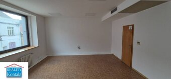 Na prenájom kancel. priestory 28-60 m2 a obch.priest.128m2- - 2