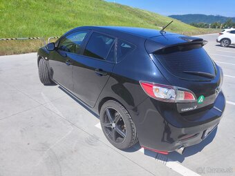 Mazda 3, R. 2010, 2.2 MZR-CD, 136KW, čierna metalýza - 2