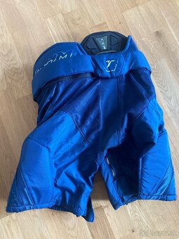 Hokejové nohavice zn.CCM 4052 veľ. Junior-M (Medium) - 2