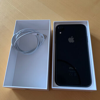 iPhone XR 256 GB - 2