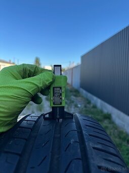 245/50 R18 - 2
