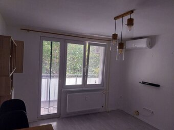 Na prenájom - 3-izbový byt, ul. Narcisová, Bratislava II - 2