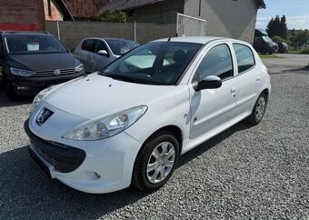 Peugeot 206 + 1.1i GENERATION benzín manuál 44 kw - 2