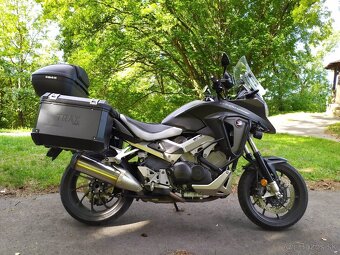 Honda Crossrunner VFR 800 X - 2