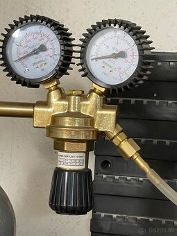 Predám zváračku CO2 Powermat PM-IMG-220T s fľašou CO₂ - 2