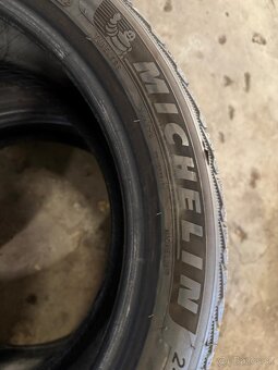 Zimné Pneu Michelin 245/45 R19 102V 4ks - 2