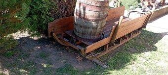 Staré drevené konské sane - 2