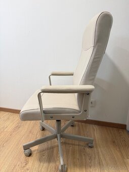 Kreslo Ikea - MILLBERGET - 2