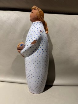 Soška dievčaťa - 2