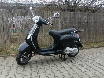 Piaggio Vespa LX 125 - 2