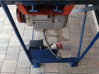 stolový cirkulár s hoblovkou - 2