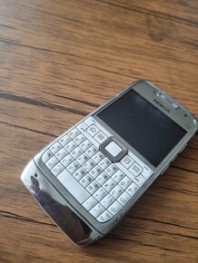 Nokia E71 - RETRO - 2
