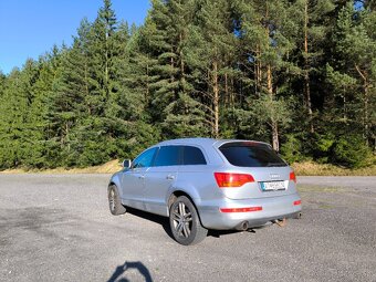 Audi Q7 - 2