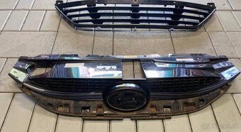Predám náhradné diely na Hyundai ix35 - 2