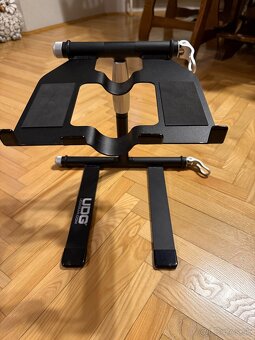 UDG stojan pod laptop - 2