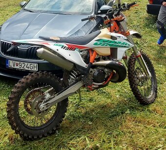 Ktm exc 250tpi six days 2021 na značkách - 2