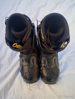 snowboardove topanky BURTON IROC vel.39 +nahradne papuce - 2